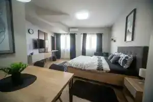 Manoir Apartments, Нови-Сад
