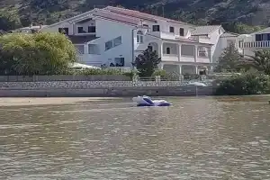 Paradise Beach, Лопар