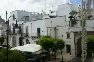 Casa Lo Re, Мартина-Франка