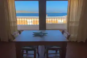 Le Gemme di Mirto, Палау