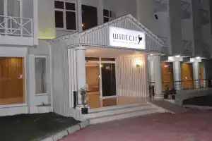 Winecity Hotel, Демре