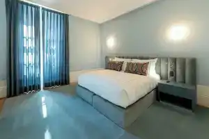 Maison Bleue, Порту