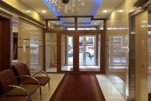 New Apart Hotel, Ван