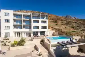 Villa Cascada, Драшнице