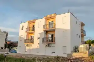 Apartments Tina, Утьеха