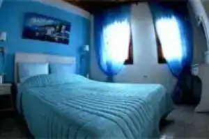 Skianthion, Скиатос