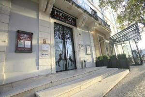 Appart'hôtel Odalys Le Cheval Blanc, Ним