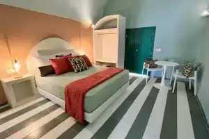 Ice Cream Suites, Имеровигли