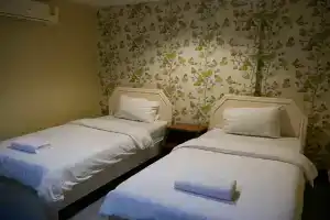 All Day Hotel, Нонгкхай