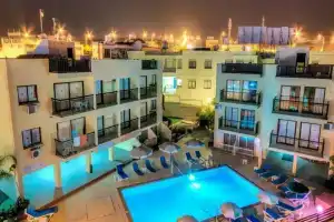 A. Maos Hotel Apartments, Айя-Напа