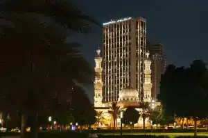 DoubleTree by Hilton Sharjah Waterfront Hotel And Residences, Шарджа