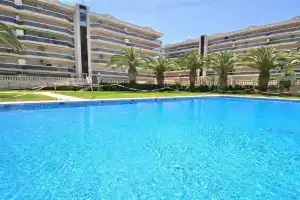 Complejo Living Park, Салоу