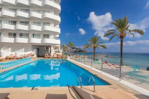 Apartamentos Mar y Playa, Платжа ден Босса