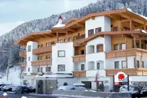 Hotel Tuxertal, Тукс