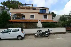 Apartment for 3 Persons With Beautiful Terrace, Премантура