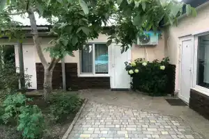 Домик у моря, Приморский