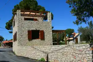 Pyrgos Luxury Country Home, Иксия