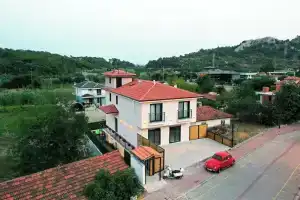 Mila Apart, Саригерме