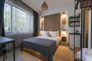 The Easy Rooms, Анталья