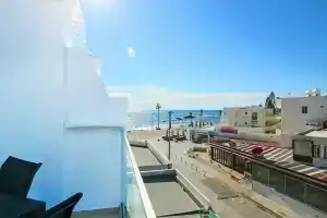 Phaedrus Living Seaside Lighthouse 70, Пафос