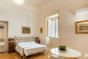 Liberty Guest House, Авола