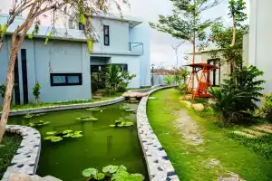 Van Nguyen Minihouse, Муине