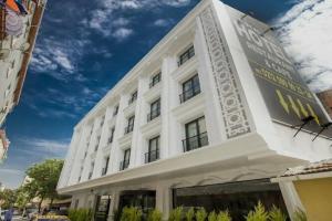 Royal İnci Hotel, Стамбул