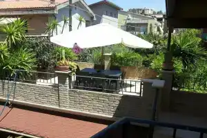 Casa Del Sole, Монтесильвано