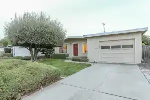 Peaches & Cream, Санта-Клара