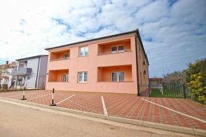 Apartment Mirsad 1282, Štinjan