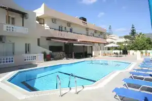 ILissos Apartments, Сталида