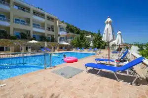 Nefeli Beach Hotel, Аргаси
