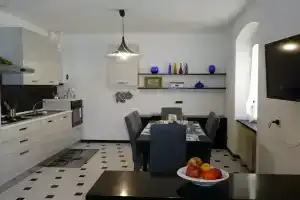 Casa Ninni, Кьявари