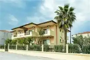 Lemon Garden Villa, Пефкохори