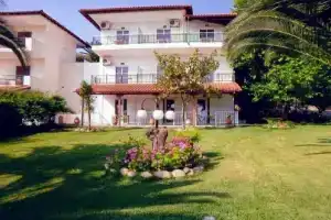 Barbara House, Криопиги