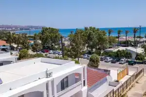 Atma Beach Rooms & Suites, Фалираки