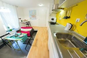 Studio L, Любляна