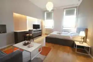 Christiano Apartments, Вена