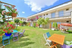 Мини-отель «Alasonya Otel Alaçatı by La Mira», Измир