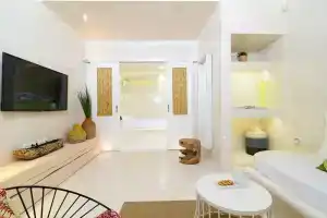 Mykonos 52m² Luxury Apartment Sea side Ornos, Орнос
