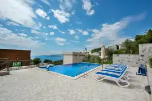 Adria Lux Apartments Sveti Stefan, Свети-Стефан