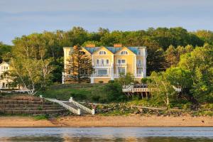 Amur Resort, Елабуга