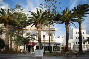 Hostal Alameda, Тарифа