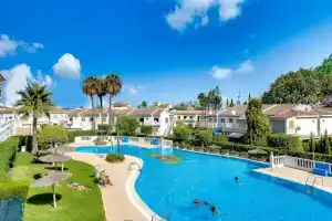Parquemar 4 Playa La Mata, Торревьеха