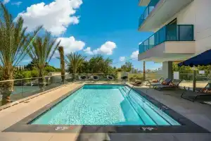Luxury Apartment in Hollywood, Лос-Анджелес