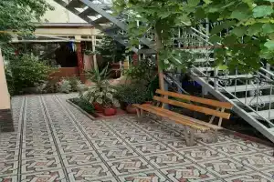 Гостевой дом «Тайм Аут», Алушта