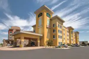La Quinta Inn & Suites by Wyndham Denver Gateway Park, Аврора