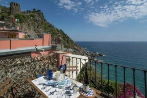 Ventega Sea View Apartment, Вернацца
