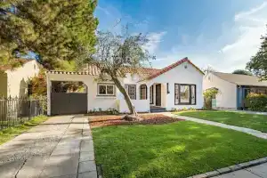 Luxurious Studio City Home, Лос-Анджелес
