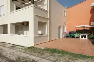 Апартаменты «Elena», Алмирида